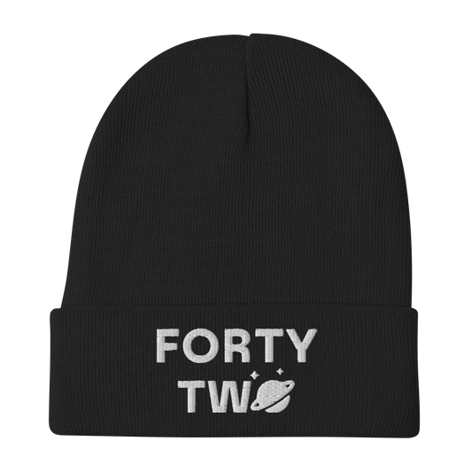 EMBROIDERED BEANIE / FORTY TWO